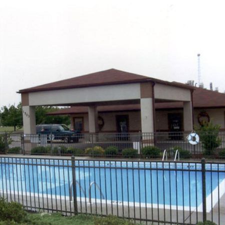 Briarwood Inn Of Geneva Kültér fotó