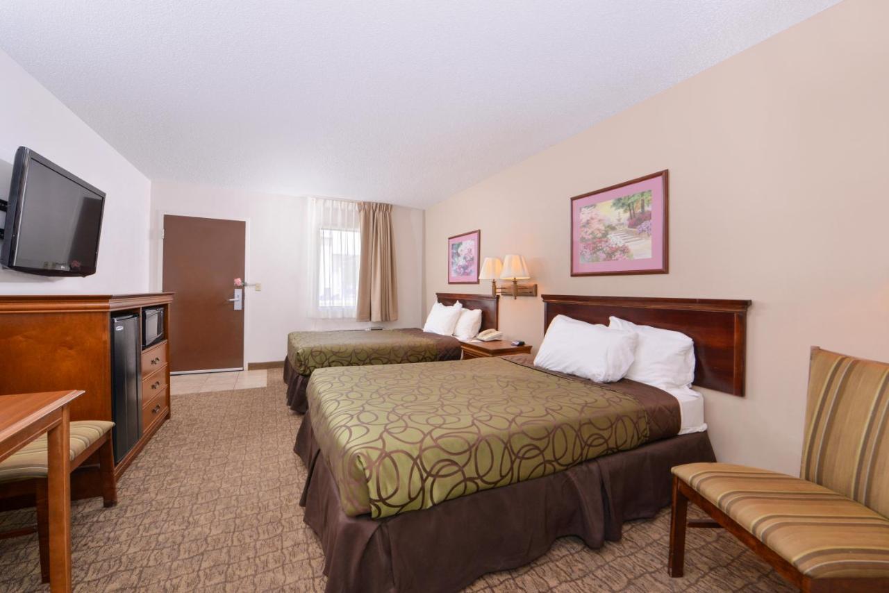 Briarwood Inn Of Geneva Kültér fotó